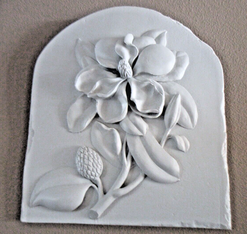 HenFeathers & Co Wall Plaque Magnolia 3-D LGHeavy 12.5" Detailed Floral Flowers