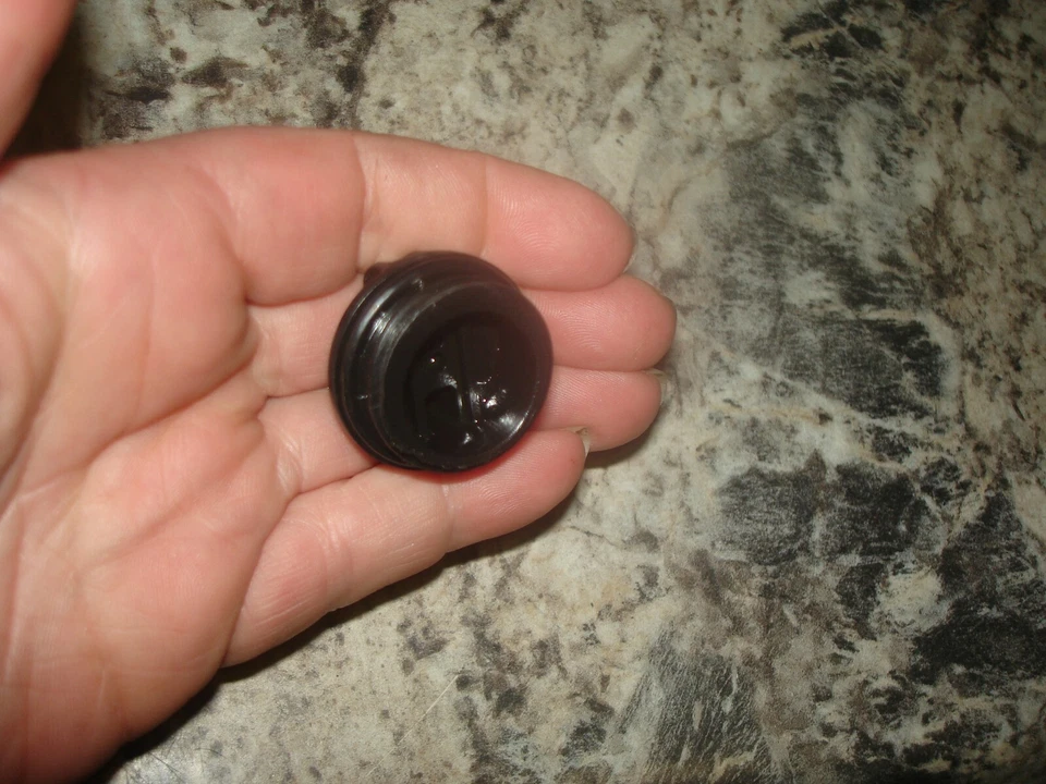 John Deere 450v m450vx tapa aceite motosierra pieza solo contenedor 204  Foto 2 de 2