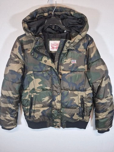 Levi's Camo Puffer Jacket XS Green Woodland Camouflage Hooded Winter Coat video thumbnail