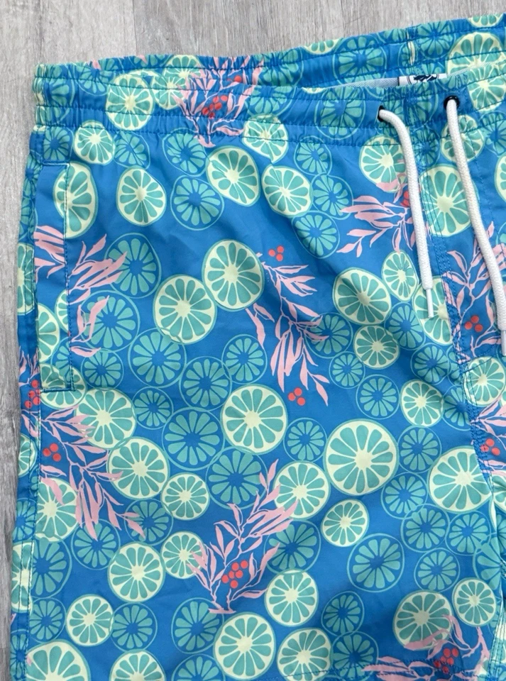 Southern Proper Men's Large Lined Swim Trunks Shorts 5'' Inseam Blue Floral - Image 4 of 4
