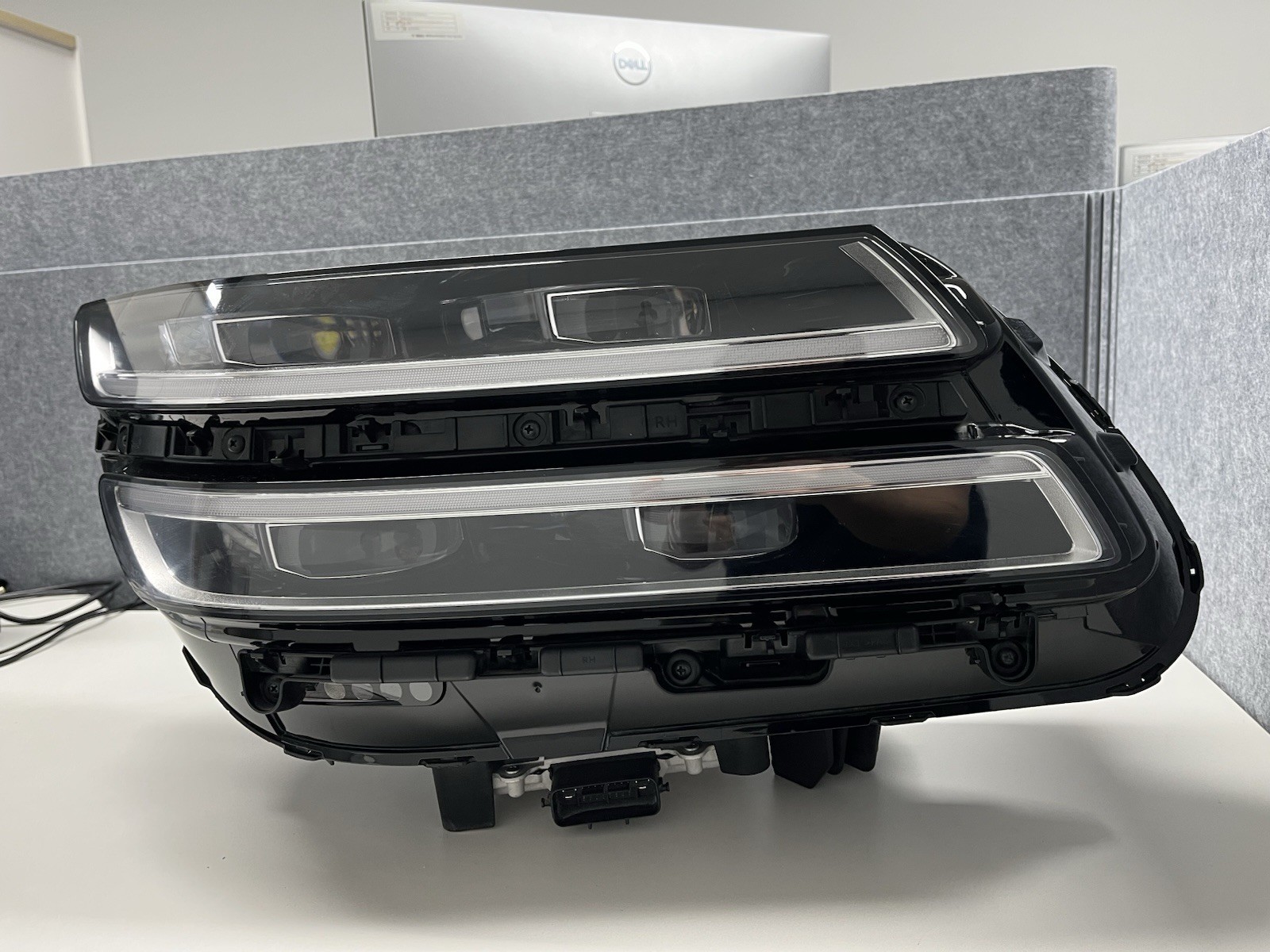 OEM 2023 Genesis GV80 Full LED Headlight Right Passenger 92102-T6000