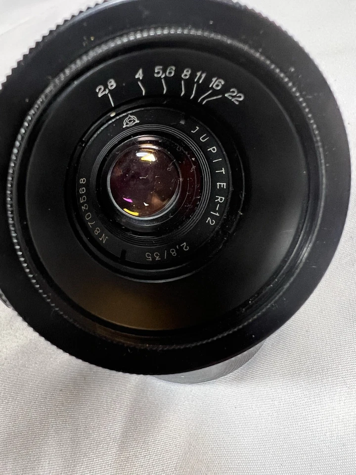Lente fotográfica Jupiter 12 negra soviética f2,8/35 mm Keiv Contax montaje RF Foto 2 de 4
