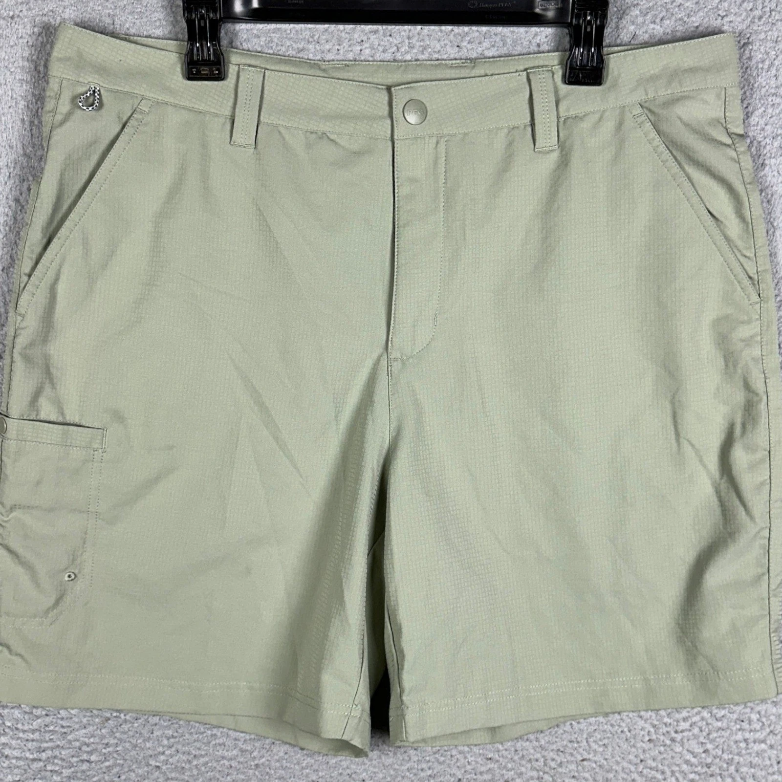 Columbia PFG Shorts Mens 38X8 Sage Green Cargo Performance Fishing Gear Ripstop