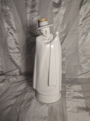 Vintage Wedgwood  The Don  Sandeman Moonstone Glazed Ceramic Scotch Decanter 