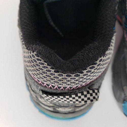 Wmns Asics Gel Kahana 8 Trail Running Shoes Black Blue Pink T6L5N Size 7.5 EUC - Picture 10 of 17
