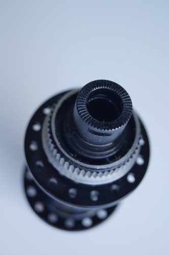 Shimano 105 R7070/RS470 Hub Set 32H FRONT 12x100 REAR 12x142 Thru-Axle CL Disc - Picture 8 of 8