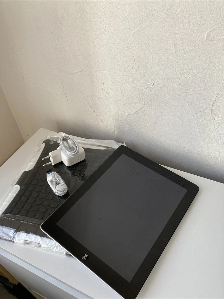 Apple iPad 4ème Génération Desimlocké 9,7” 64Go-4g Wi-Fi Tablette - Noir- - Photo 2/2