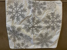 Pottery Barn Snowflake Embroidered Pillow Cover 18x18 Ivory  metallic Velvet NEW