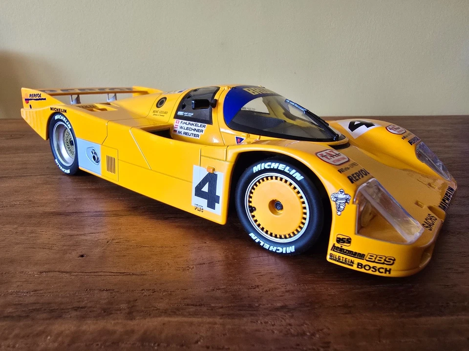 NOREV 187403 - 1/18 Brun Motorsport Porsche 962C Le Mans 1988 - edición de 1000 Foto 2 de 4