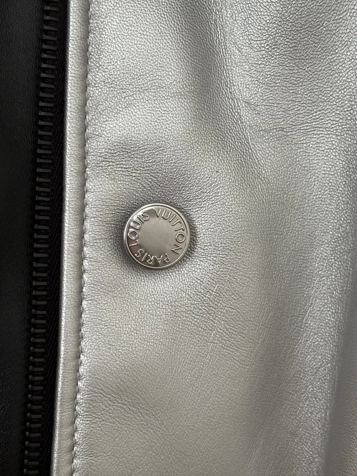 LOUIS VUITTON Silver Leather Jacket with Detatchable Black Fur Collar - Image 4 of 4