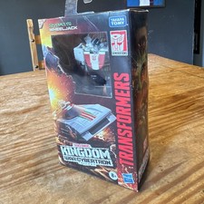 Hasbro Transformers War for Cybertron Trilogy Wheeljack Transforming Car Figure