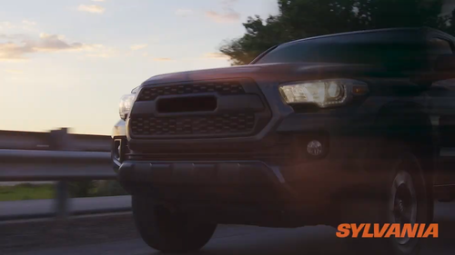 Sylvania Xtra Vision 9006 HB4 55W Two Bulbs Head Light Replace Low Beam Lamp Fit - Video 1 of 1