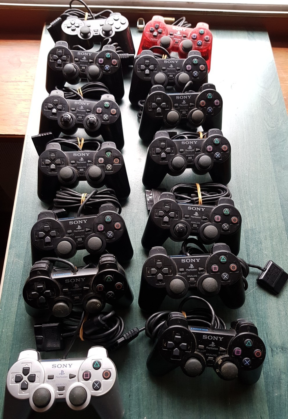 Lot 14 Manettes Officielles Playstation 2 Ps2 Dualshock HS Pour Pièces à réparer