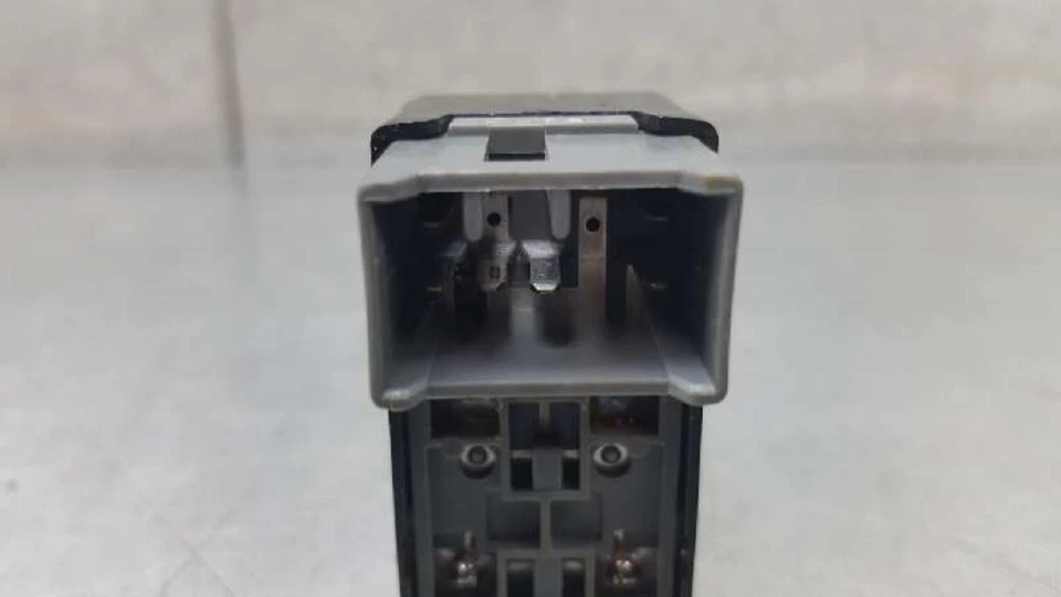 96615378 Steuergerät Fensterheber Hinten Rechts für DAEWOO NUBIRA BERLINA Cdx - Bild 4 von 4