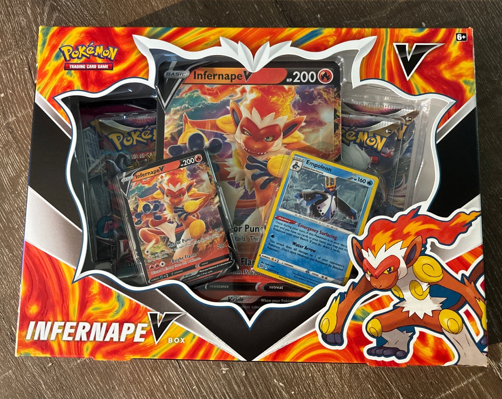 Pokemon TCG Infernape V Box with 4 Booster Packs