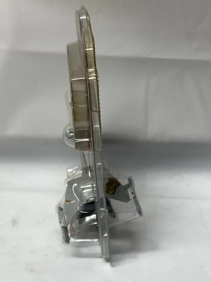 Johnny Lightning - Star Trek Series 5 - Sacrifice - #2 Klingon D7 Battlecruiser - Imagem 4 de 4