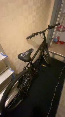 Apollo Mountainbike Fresh Out The Box keine Kratzer schwarz mit Helm