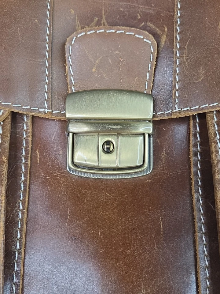 Maletín de cuero vintage Naj-Oleari con correa para el hombro bolso llave de bloqueo marrón angustia Foto 2 de 4