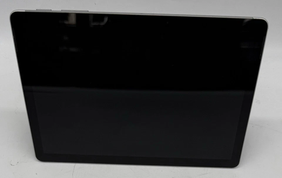 Microsoft Surface Go (1926) Intel Pentium 4GB LPDDR3 63GB eMMC - Windows 10 - Image 4 of 4