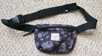 Herschel Supply Co. Fifteen Hip/Waist Pack Black Floral Pattern Red StripeLining
