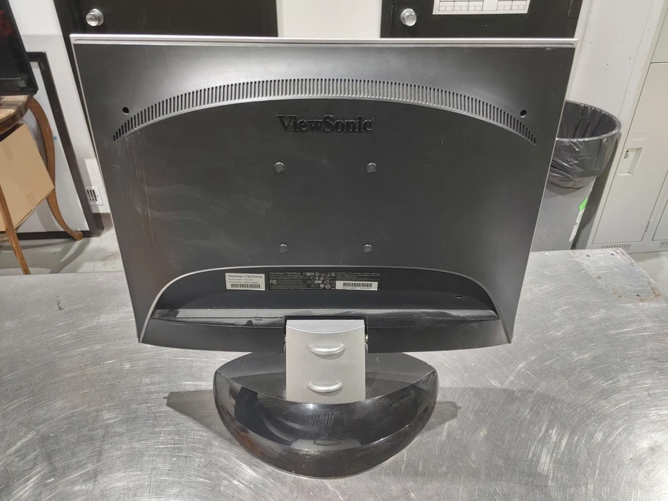 Good Condition ViewSonic VX2235wm 22inch LCD Monitor Tested Working Black/Silver - Image 2 of 3