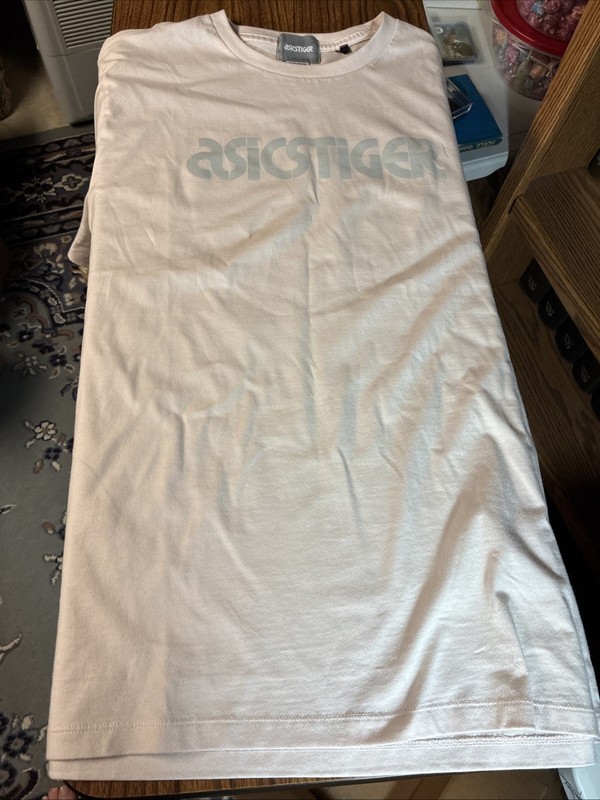 ASICS TIGER great shape MEN'S XL t-shirt WORN FOR 30 SECONDS light pink shirt