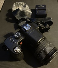 Leica V-LUX 1 10.1MP Digital Camera w/ Battery, Charger  Lens Hood