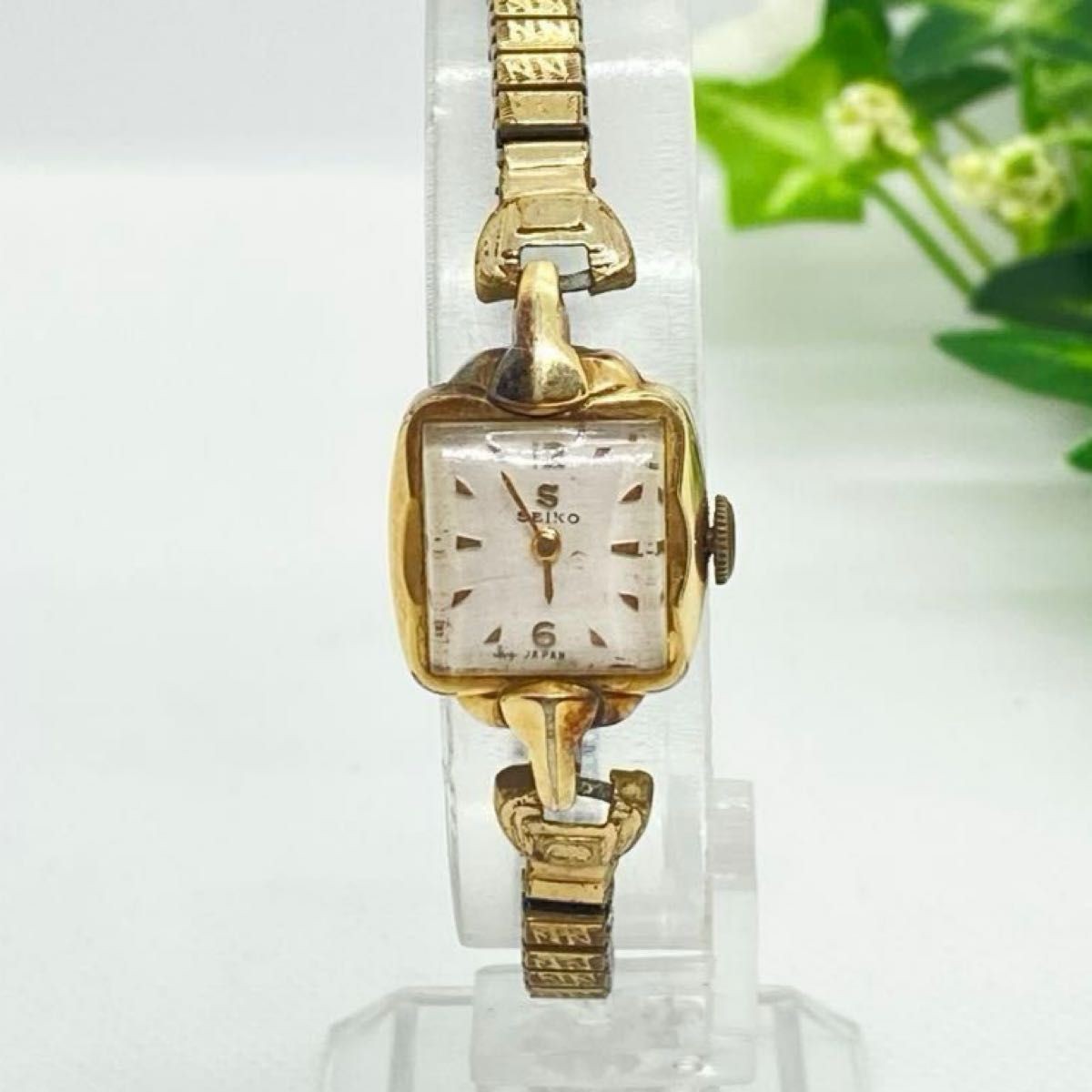 SEIKO 14K Gold Filled 1960s Vintage Ladies Hand-Wind Square Watch 