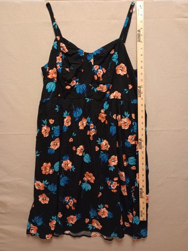 Women's Torrid Dress Size 2 NWT Black Floral Print Knee Length