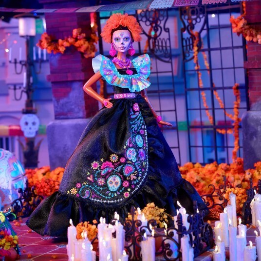 Black Label Signature 2024 Día De Los Muertos Barbie Doll ***IN