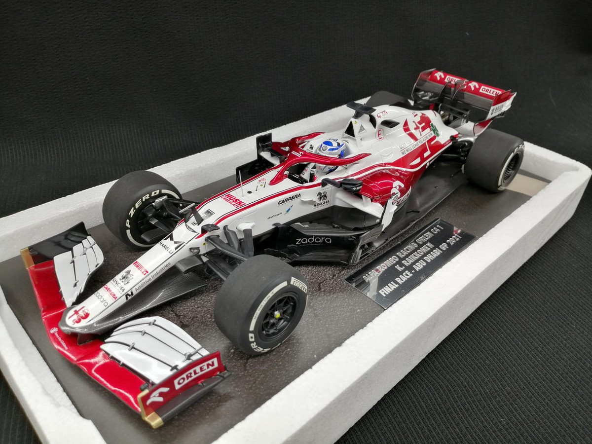 Miniature Minichamps 1/18 – Alfa Romeo C41 – Kimi Raikkonen – GP Abu Dhabi 2021
