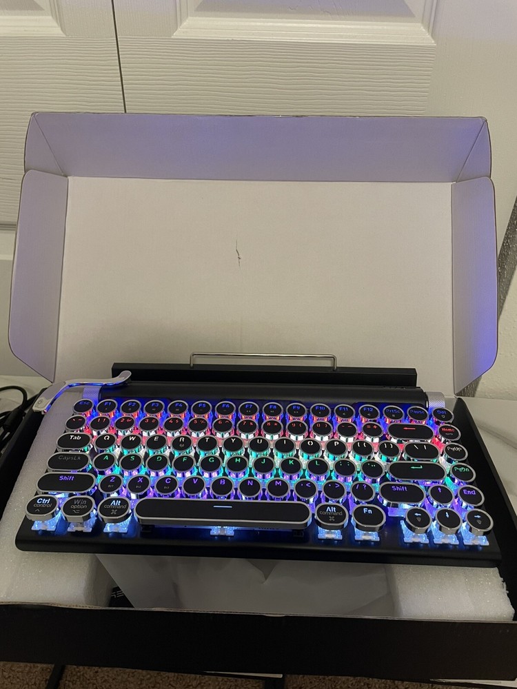 Mechanical Keyboard Fittings with Phone Holder for Laptops Countertop and Domestic Use
