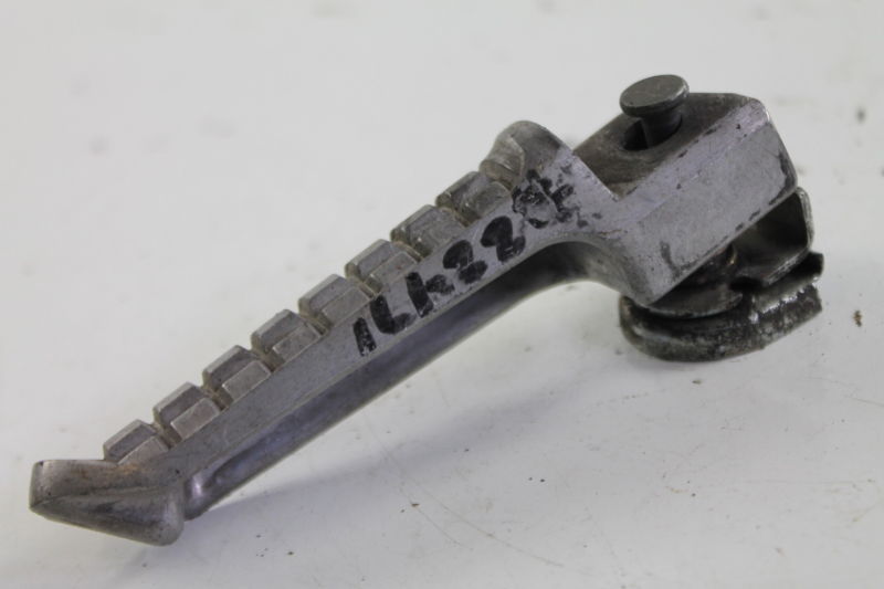 はいページ 1997 Kawasaki ZX750P ZX7 ZX7R Ninja/97 Rear Right Foot Peg | eBay