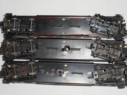 Marklin 3005 Steam Loco & 4008,4006,4014 passenger cars. HO Scale. 3 rail AC - Picture 20 of 24