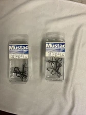 2 Packs Of Mustad 1/0 Double Stinger Hooks Reversed New In Packs
