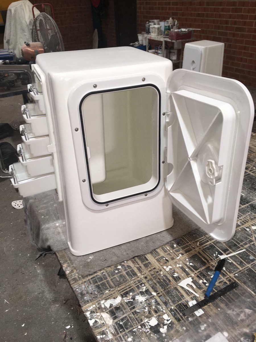 fibreglass seat box with tackle tray PAIR 2x Boat Seat Box with 1x Fishing Tackle 5x Tray and Hatch for ANY BOAT