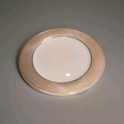 CHRISTOFLE schöner guillochierter Präsentationsteller Platin, Durchmesser 29,8 cm 