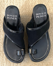 DONALD PLINER Gyer Black Suede Wedge Sandals Sz 5 178 Slides Toe Loop