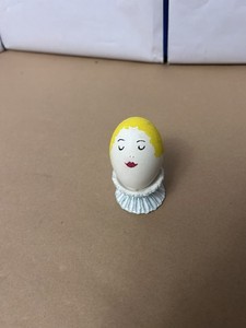 VTG preserved egg easter decoration 30's short blonde hair red lips