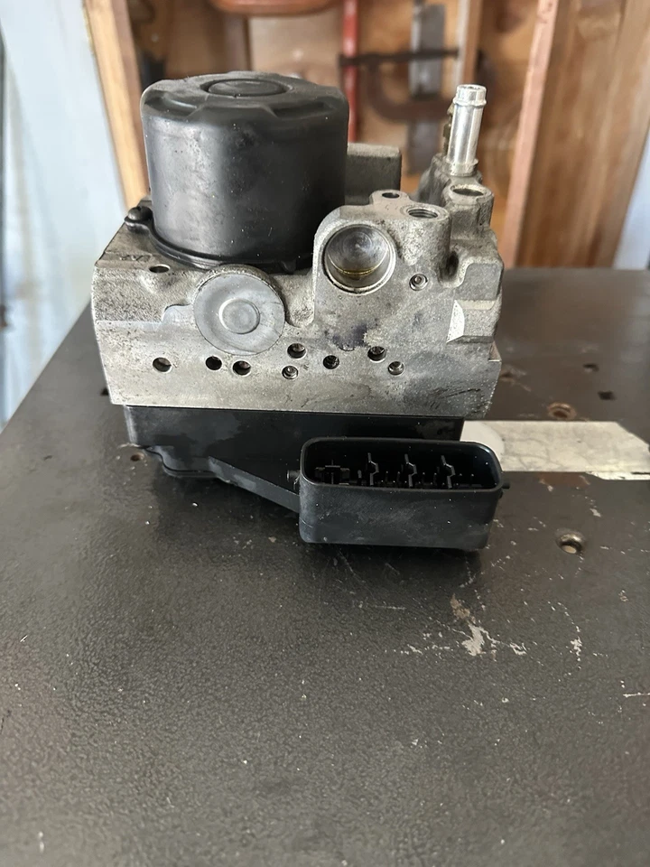 LEXUS IS300 2001-2005 OEM ANTIBLOQUEO FRENO ABS MÓDULO BOMBA Foto 4 de 4