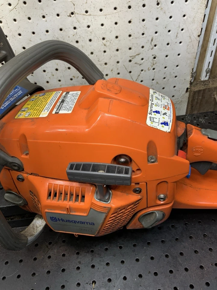 Husqvarna 350 Chainsaw 52cc 18" Bar And Chain 345 353 Runs - Image 4 of 4