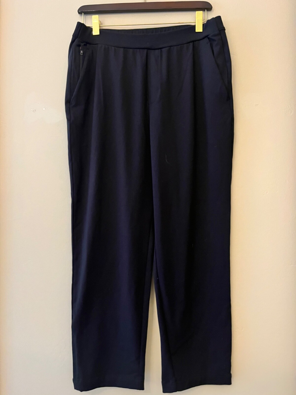 Fourlaps Re-Up Equip Black Athletic Stretch Pants 25