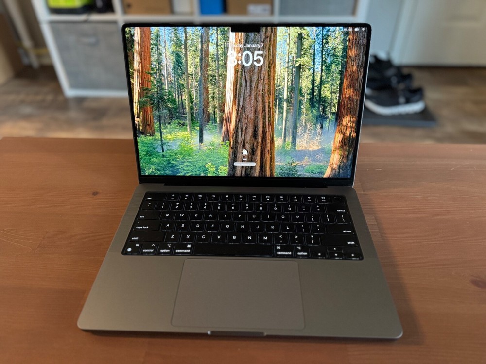 14-inch MacBook Pro M3 - Space Gray, 16GB Memory, 1TB SSD