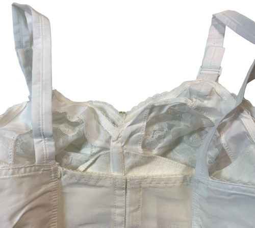 FIGURETTES vintage 1960's white lace bra - Sz 28E- Adjustable-Made In USA - Picture 6 of 10