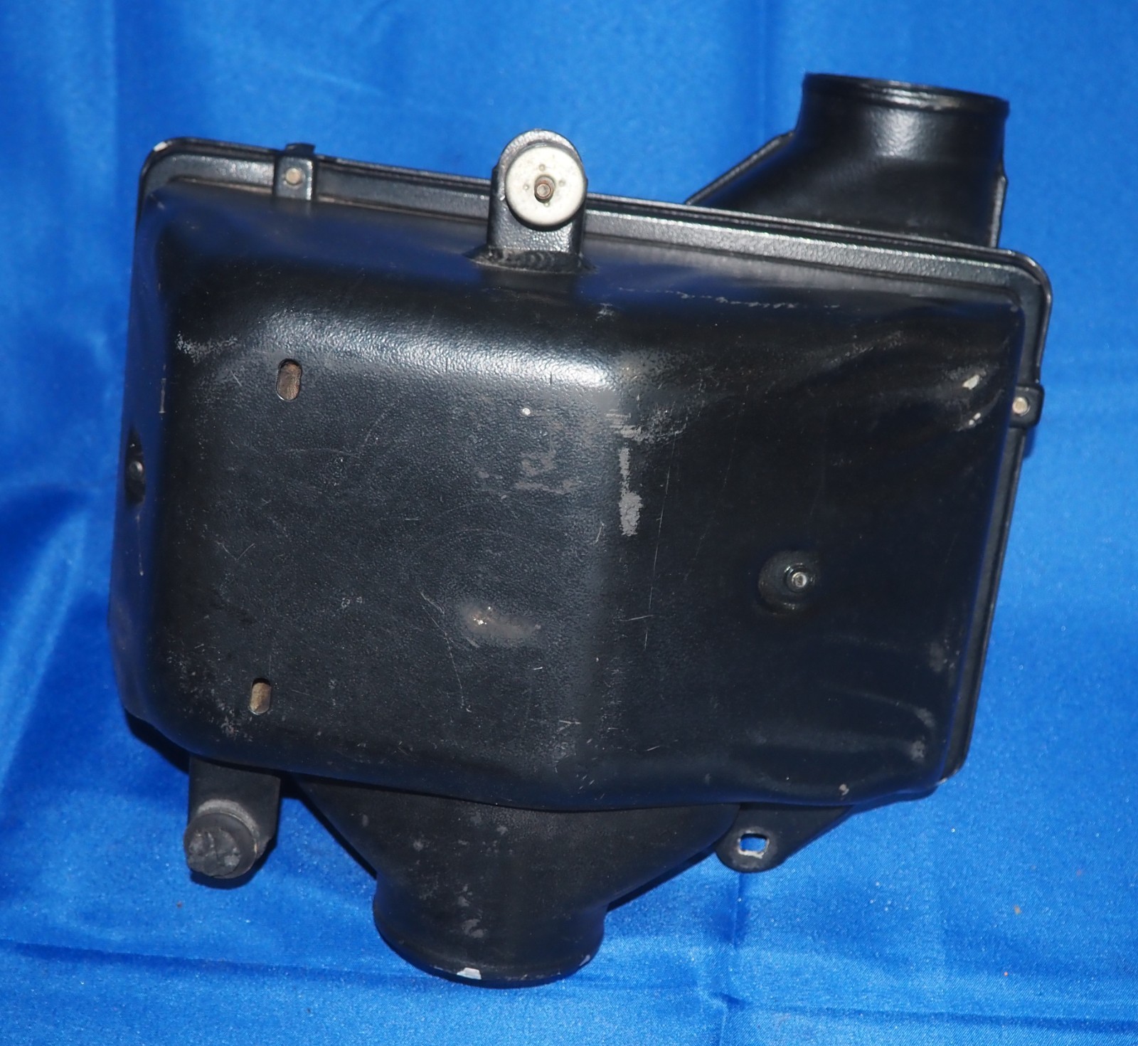1996-1999 Ferrari F355 5.2 Motronic 3.5L V8 F129 Right Air Intake Cleaner Box OE
