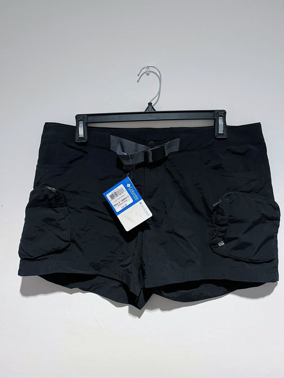 NWT Columbia Black Womens Cross On Over Cargo 4" Hike Shorts Medium