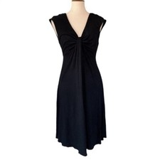 Express Black Slip On Dress Size Medium Sleeveless Knee-Length Cocktail