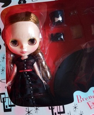 Neo Blythe Brenda's Extra Ordinary Day Unopened Box Fair Skin Collectible