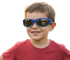 Marvel Avengers 100 UVA  UVB Protection Shatter Resistant Sunglasses ages 3 