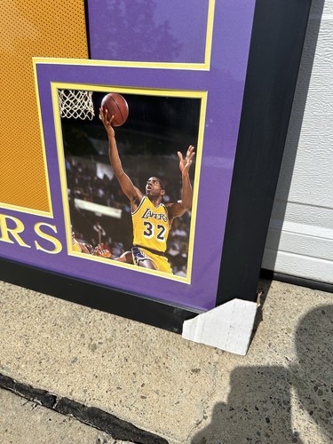 NBA MAGIC JOHNSON #32 Los Angeles Lakers Framed Autographed Basketball Jersey - Picture 4 of 9
